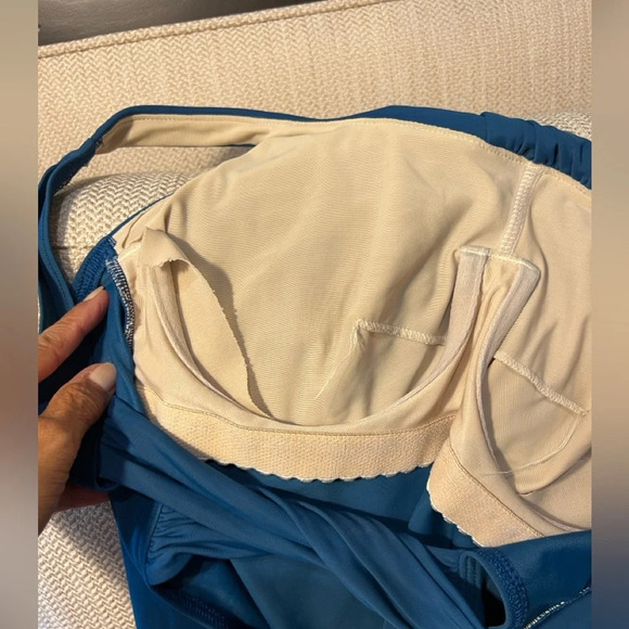 Lands End size 10 one piece bathing suit - Picture 7 of 7